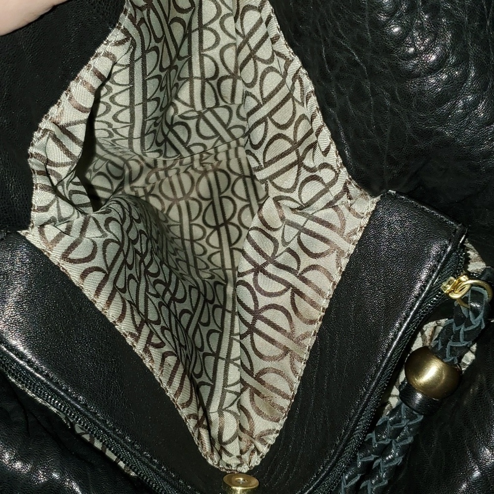 Bill Blass black leather bucket hobo shoulder bag - Picture 12 of 12